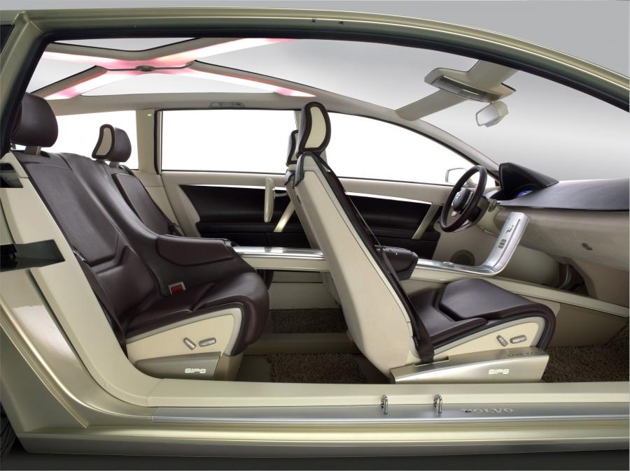  Volvo Versatility Concept Car 2003 года  (фото 17 из 31)